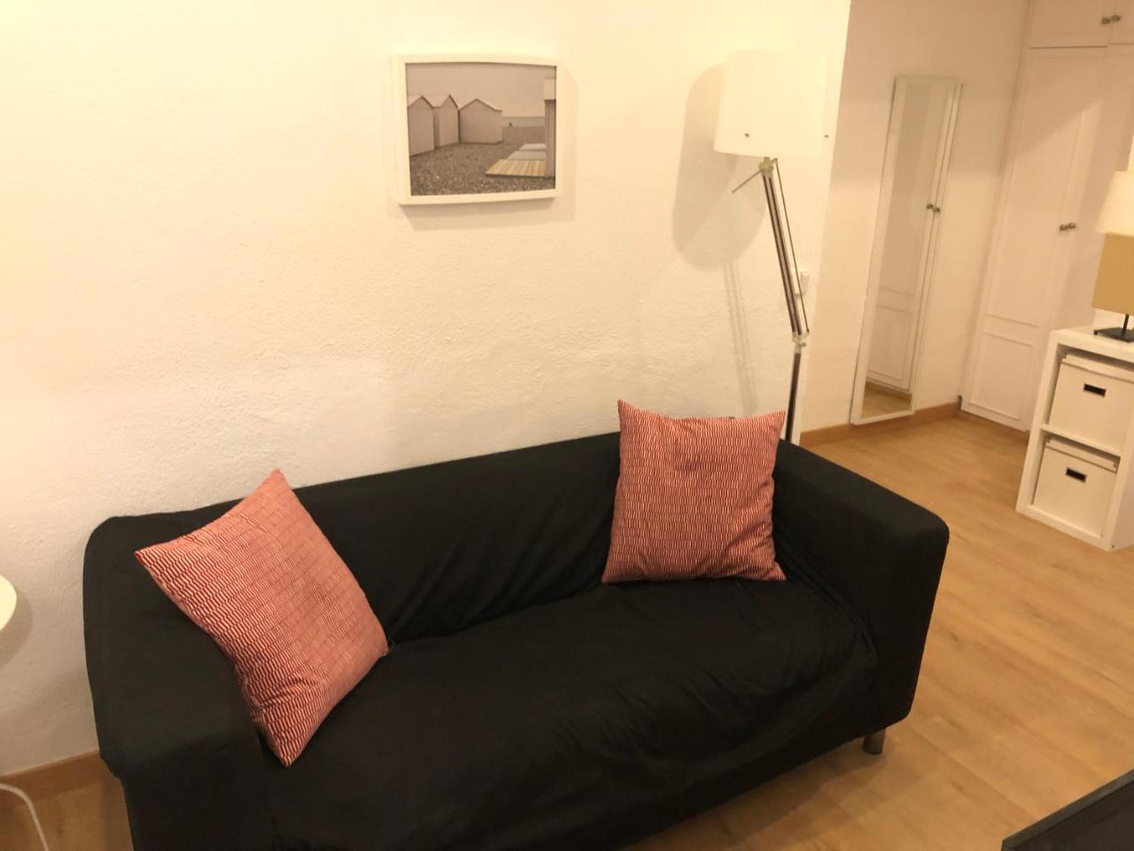 New! Apartment In Sarria Near Metro Barcelona Exteriér fotografie