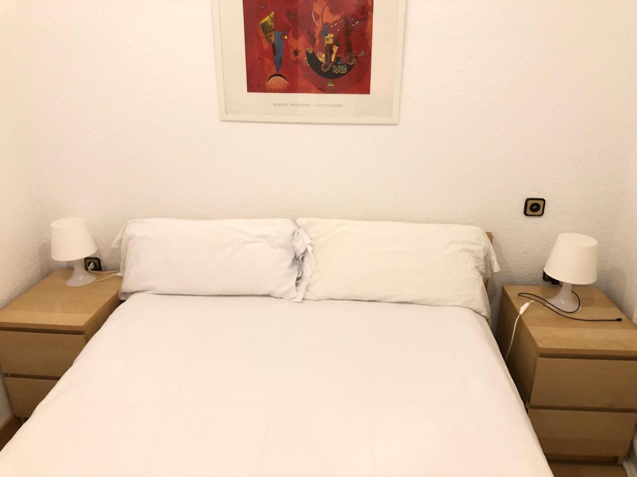 New! Apartment In Sarria Near Metro Barcelona Exteriér fotografie