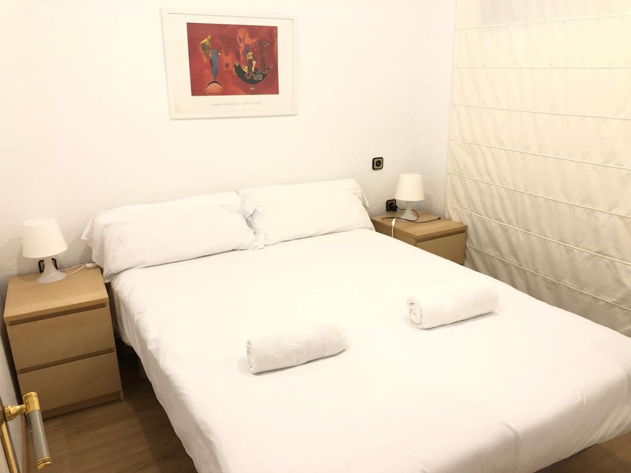 New! Apartment In Sarria Near Metro Barcelona Exteriér fotografie